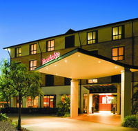 Travelodge Hotel Garden City Brisbane - Schoolies Week Accommodation