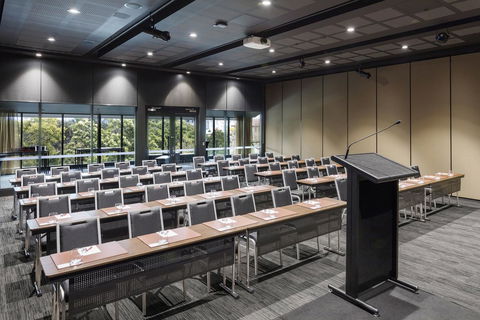 Hotel Grand Chancellor Brisbane - Schoolies Week Accommodation 17