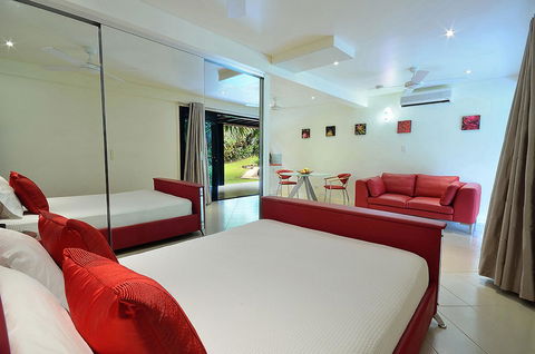 Misty Mountains Rainforest Retreat - Schoolies Week Accommodation 21