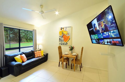 Misty Mountains Rainforest Retreat - Schoolies Week Accommodation 31