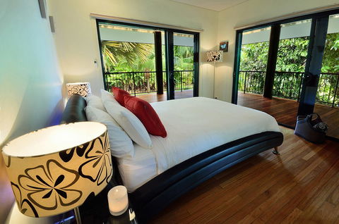 Misty Mountains Rainforest Retreat - Schoolies Week Accommodation 17