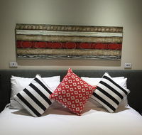 Calamvale Hotel Suites and Conference Centre - Schoolies Week Accommodation