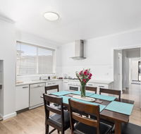 Wattle Grove Villa - Schoolies Week Accommodation