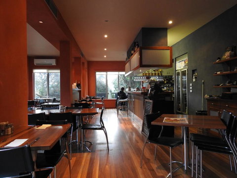 Waves Luxury Suites - Schoolies Week Accommodation 1