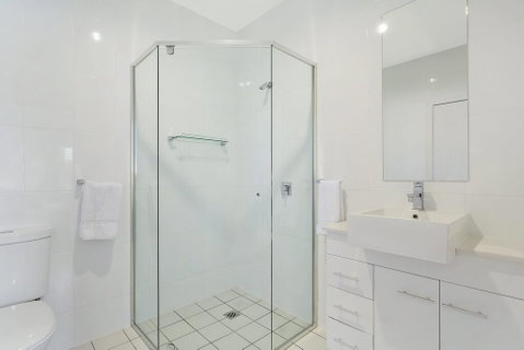 Wharf Apartment Unit 15 - Schoolies Week Accommodation 2