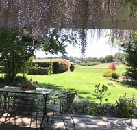 Windrush BnB - Comboyne Australia - Schoolies Week Accommodation
