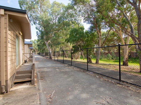 Windsor Gardens Caravan Park - Schoolies Week Accommodation 2