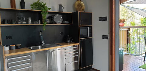 Woodwark Bay Retreat Airlie Beach - Schoolies Week Accommodation 3