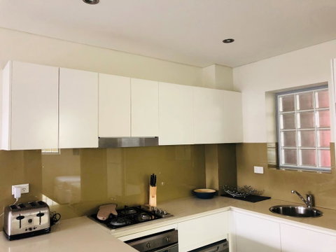 Wyndel Apartments St Leonards - Encore - Schoolies Week Accommodation 2