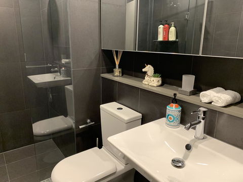 Xu's Residence@888 Collins St - Schoolies Week Accommodation 2