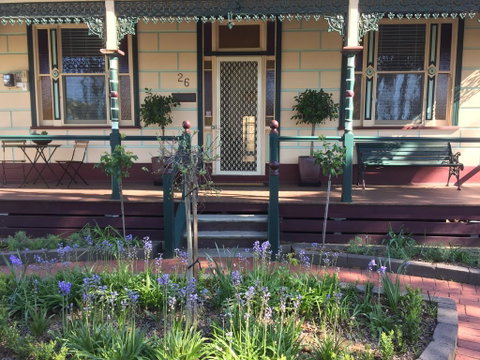 Yapera On Lucan - Schoolies Week Accommodation 0