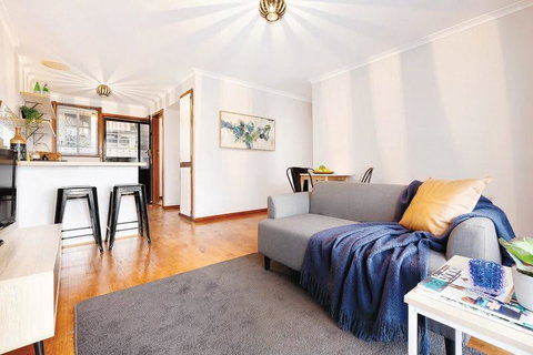 Your Ballarat Home - Schoolies Week Accommodation 0