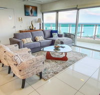 ZEN BY THE WATER - Darwin Premier Retreat - Schoolies Week Accommodation