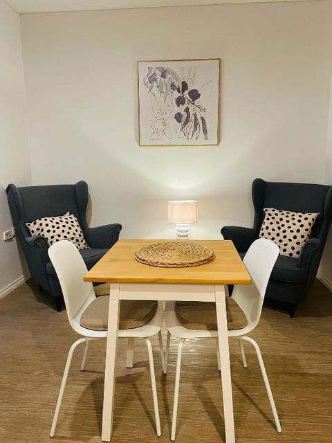 A City Oasis - Full Apartment With Balcony - Schoolies Week Accommodation 1