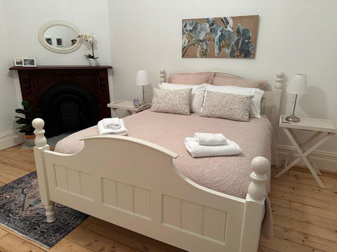 AAA Plus Yapera On Lucan - Schoolies Week Accommodation 2