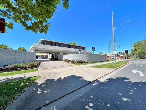 Albury Garden Court Motel - Schoolies Week Accommodation 2