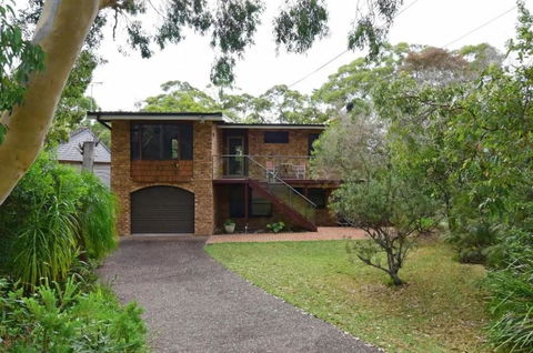 All Decked Out At Hyams Beach By Experience Jervis - Schoolies Week Accommodation 1