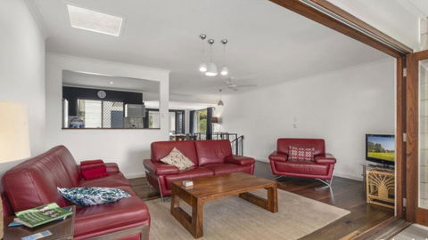 All Of Bribie Islands Highlights At Your Door Step - Schoolies Week Accommodation 4