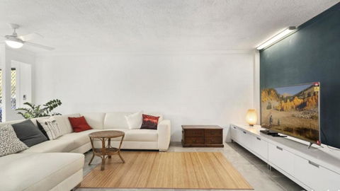 All Of Bribie Islands Highlights At Your Door Step - Schoolies Week Accommodation 2