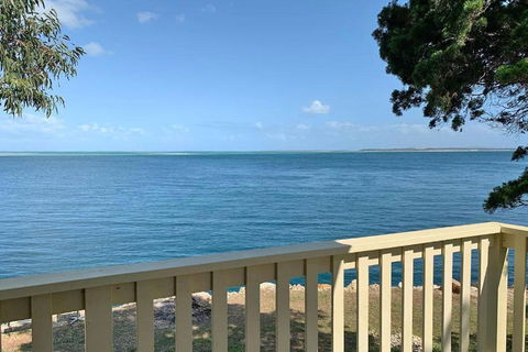 ALLIES PLACE - Schoolies Week Accommodation 0