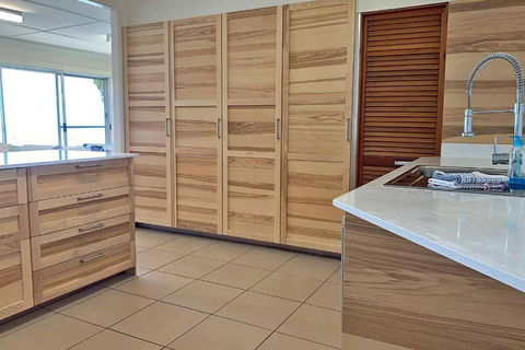 ALLIES PLACE - Schoolies Week Accommodation 4