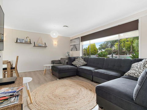 Amaroo By The Bay - Schoolies Week Accommodation 3