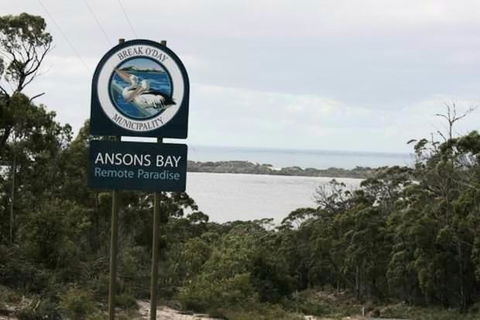 Amazing Ansons Bay Remote Paradise For The Family In The Bay Of Fires Area - Schoolies Week Accommodation 1