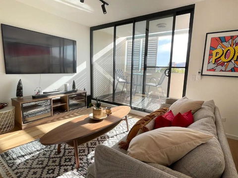 Amazing Penthouse In Waterloo - Schoolies Week Accommodation 3