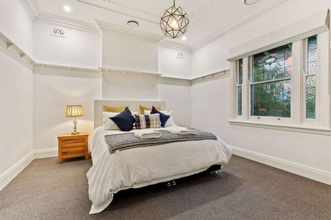 Ambience On Crampton - Schoolies Week Accommodation 1