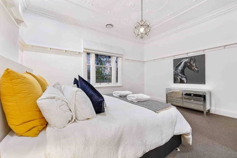 Ambience On Crampton - Schoolies Week Accommodation 3