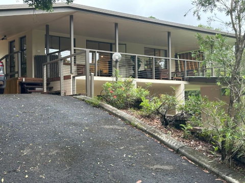 Amongst The Trees - Schoolies Week Accommodation 1