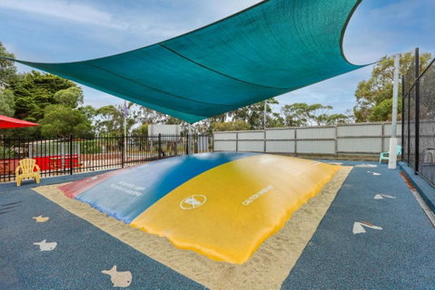 Anchor Belle Holiday Park - Schoolies Week Accommodation 3