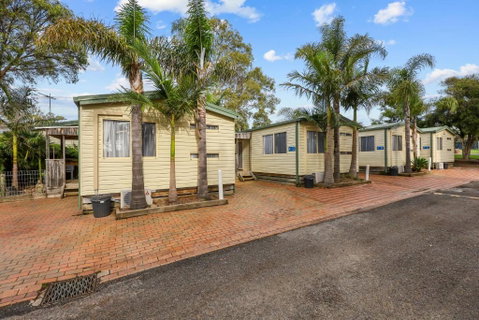 Anchor Belle Holiday Park - Schoolies Week Accommodation 1