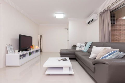 Anchorage 31 - Schoolies Week Accommodation 0