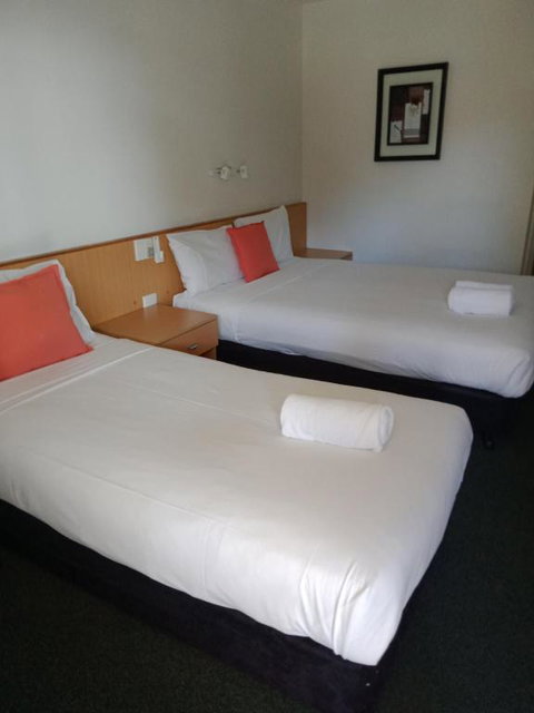 Annerley Motor Inn - Schoolies Week Accommodation 3