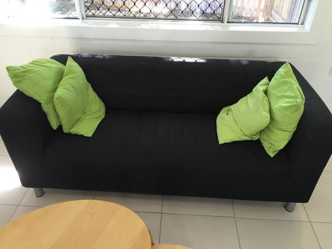 Airy Home - 3 Bedrooms & Office - Schoolies Week Accommodation 3