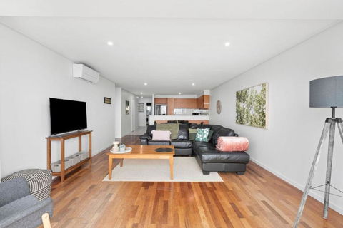 Apartment 13 Pacific Apartments - Schoolies Week Accommodation 4