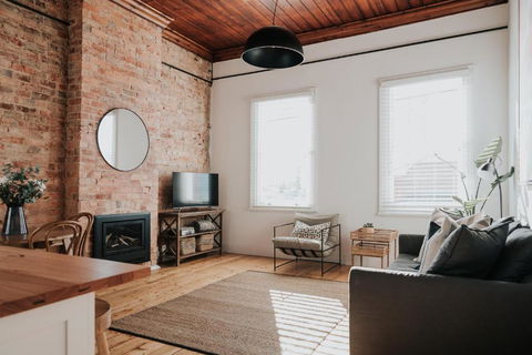 Apartments On Belmore - The Ledger - Schoolies Week Accommodation 1