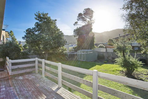 Apollo Bay People N Paws - Schoolies Week Accommodation 4