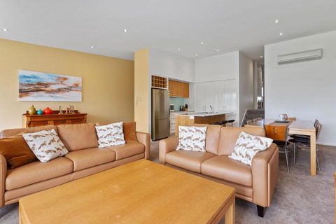 Apollo Blue 14 - Schoolies Week Accommodation 4