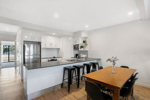 Aqua On Fletcher Street - Schoolies Week Accommodation 3