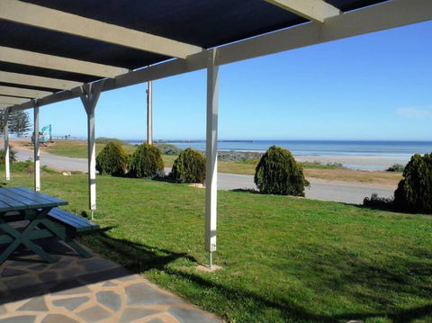 Aquamarine - Schoolies Week Accommodation 0