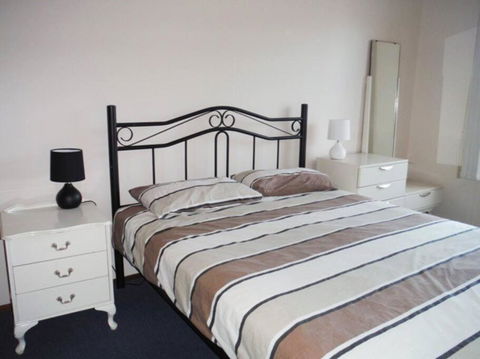 Aquamarine - Schoolies Week Accommodation 4