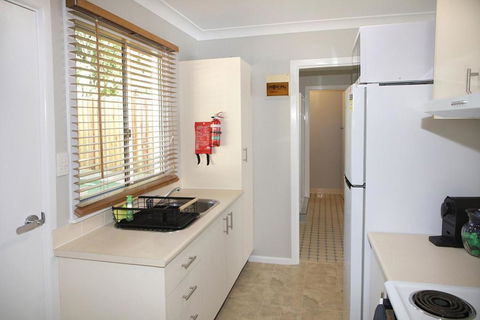 Armidale Cottage - All You Need On Taylor - Schoolies Week Accommodation 3