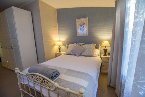 Arohanui - Schoolies Week Accommodation 4