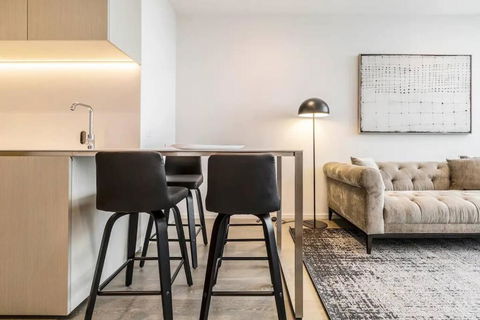 Australia 108-Exclusive Luxury, Spectacular Views - Schoolies Week Accommodation 2