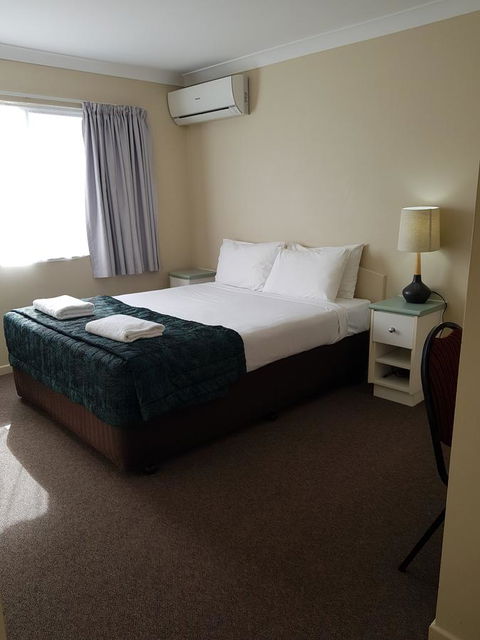Southport Motel & Apartments - Schoolies Week Accommodation 13