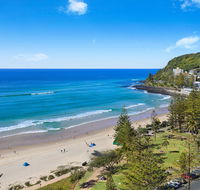 Pacific Regis Beachfront Holiday Apartments - Schoolies Week Accommodation