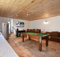 Absolute Waterfront - Schoolies Week Accommodation