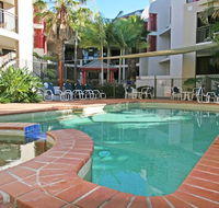 Burleigh on the Beach - Schoolies Week Accommodation
